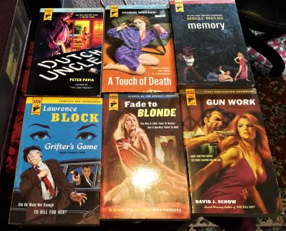 Hard Case Crime, lot of 6 paperbacks